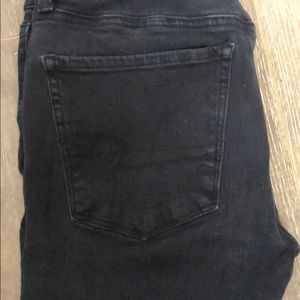 American Eagle Black High Rise Jeggings!